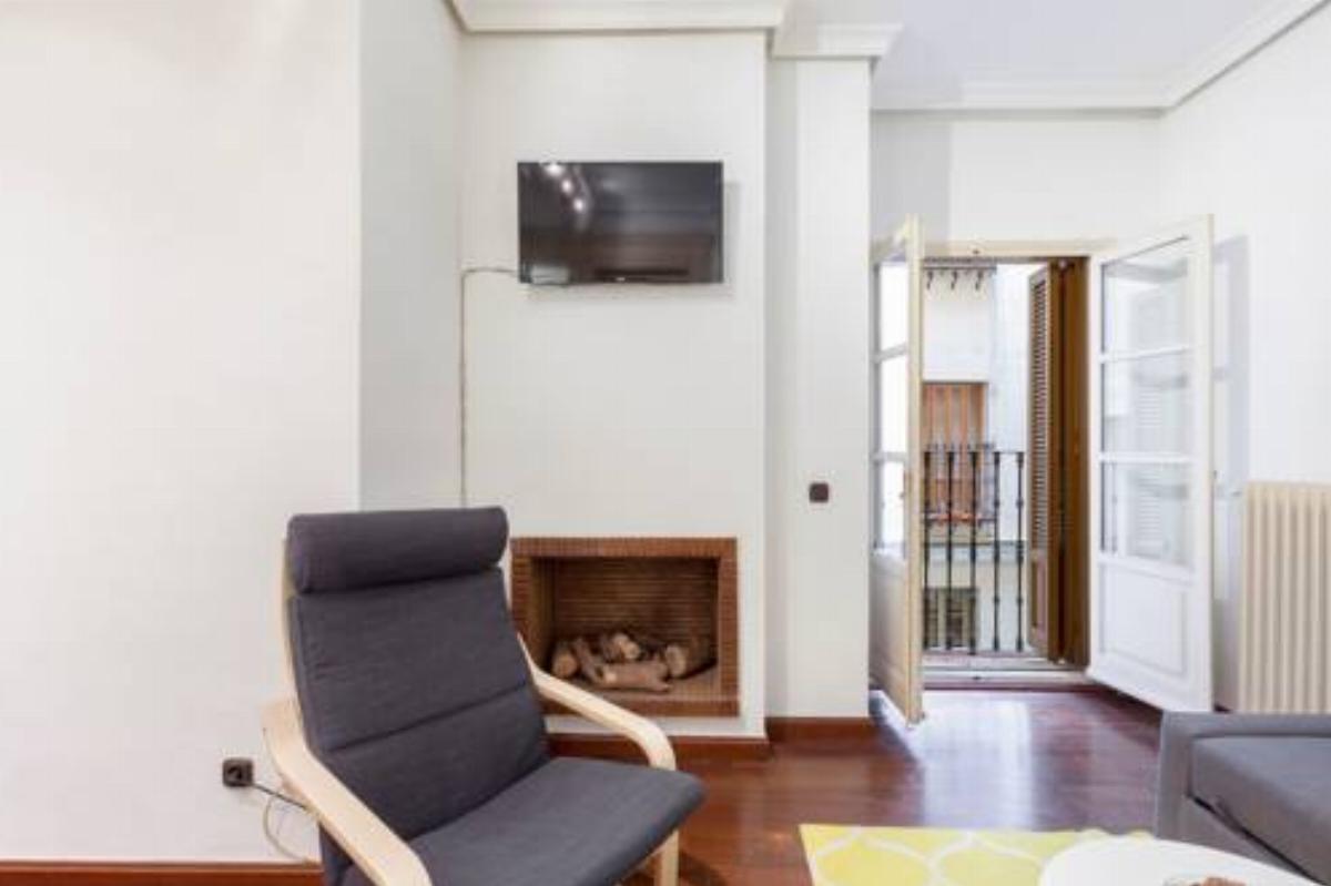 BEST LOCATION SOL Beautiful Spacious Apartment 3Beds Hotel Madrid Spain
