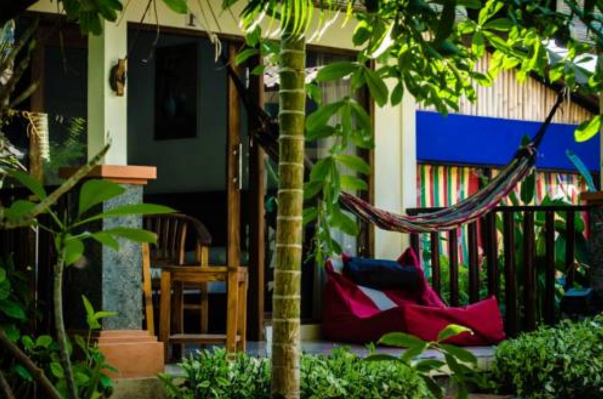 Bila Restaurant and Bungalows No Fear Diving Resort Hotel Amed Indonesia