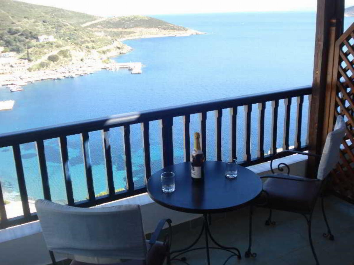 Bilios apartments Hotel Ikaria Greece