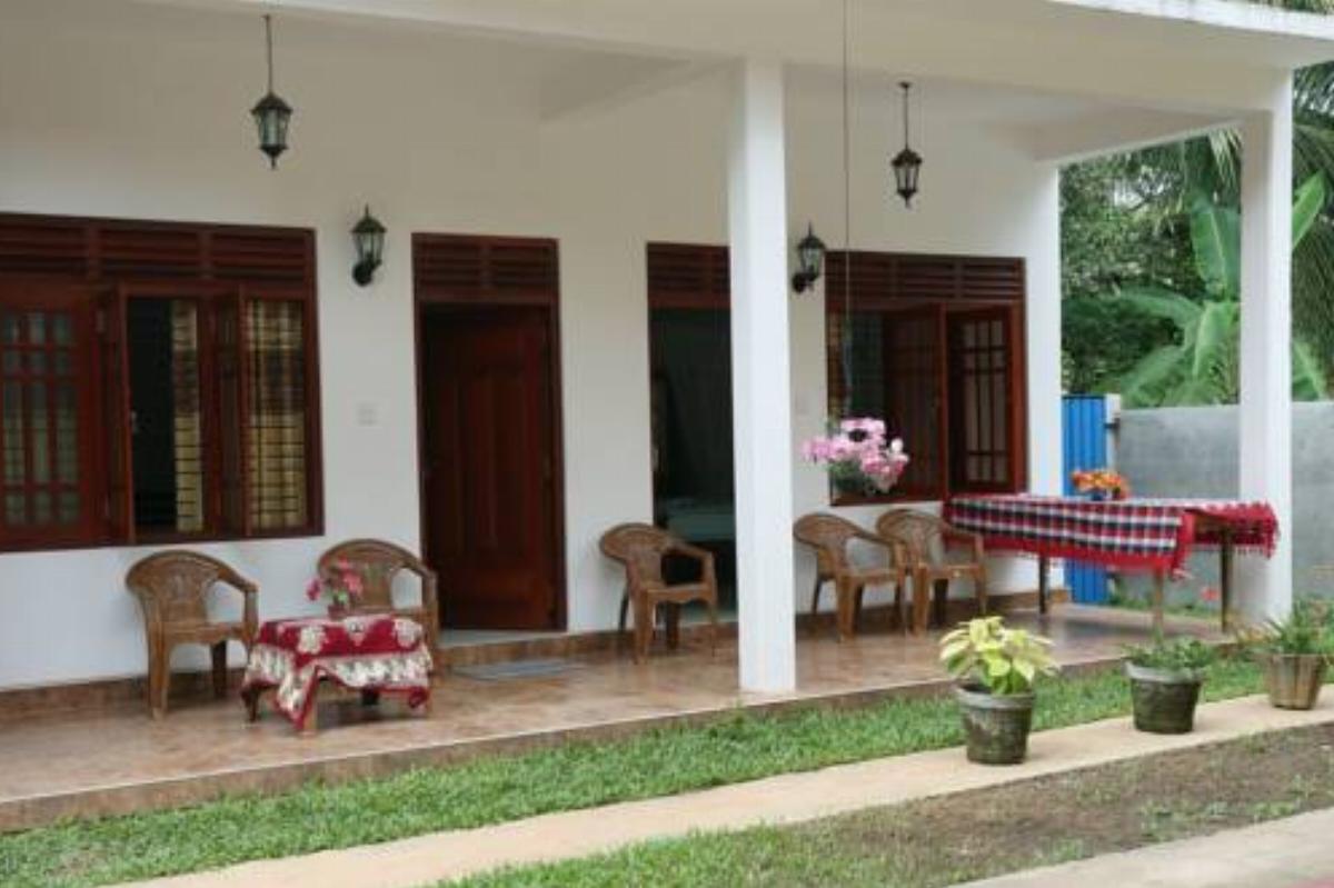 Bloom Guest House Hotel Mirissa Sri Lanka