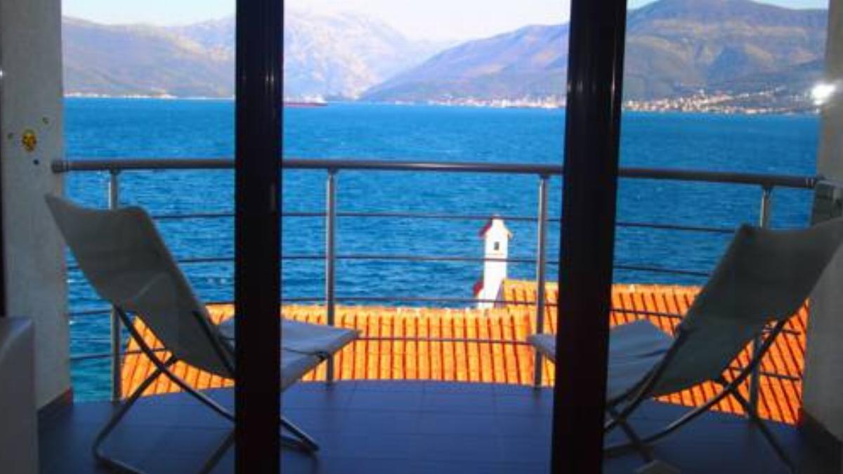 Blue Bay Apartments Hotel Krasići Montenegro