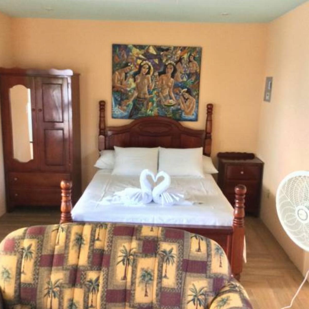 Blue Bay Cottage Hotel Caye Caulker Belize
