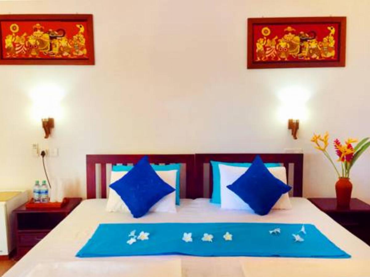 Blue Sky Beach Resort Hotel Unawatuna Sri Lanka