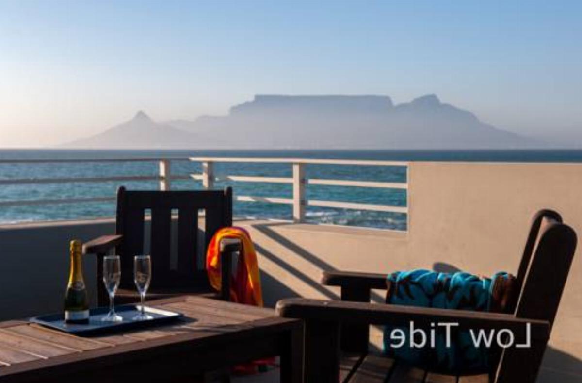 Bokkombaai Hotel Bloubergstrand South Africa