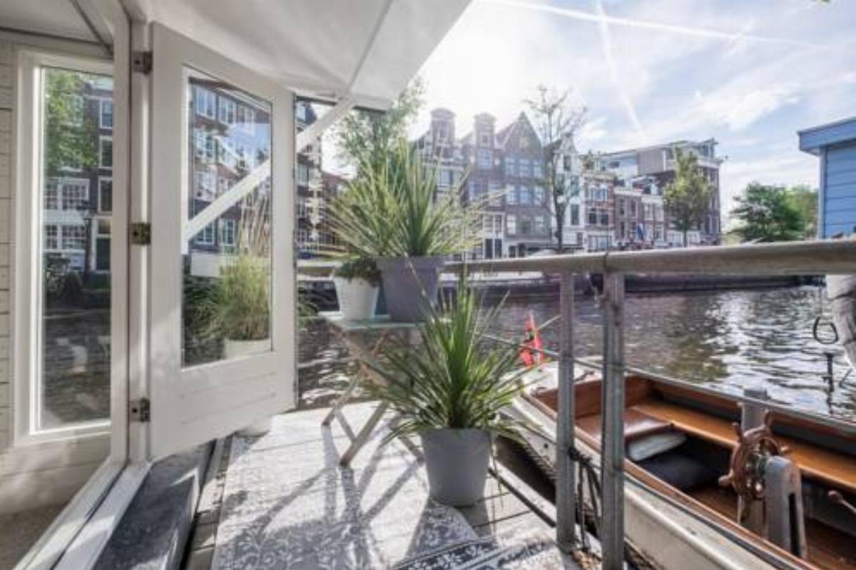 Bonnie Houseboat B&B Hotel Amsterdam Netherlands