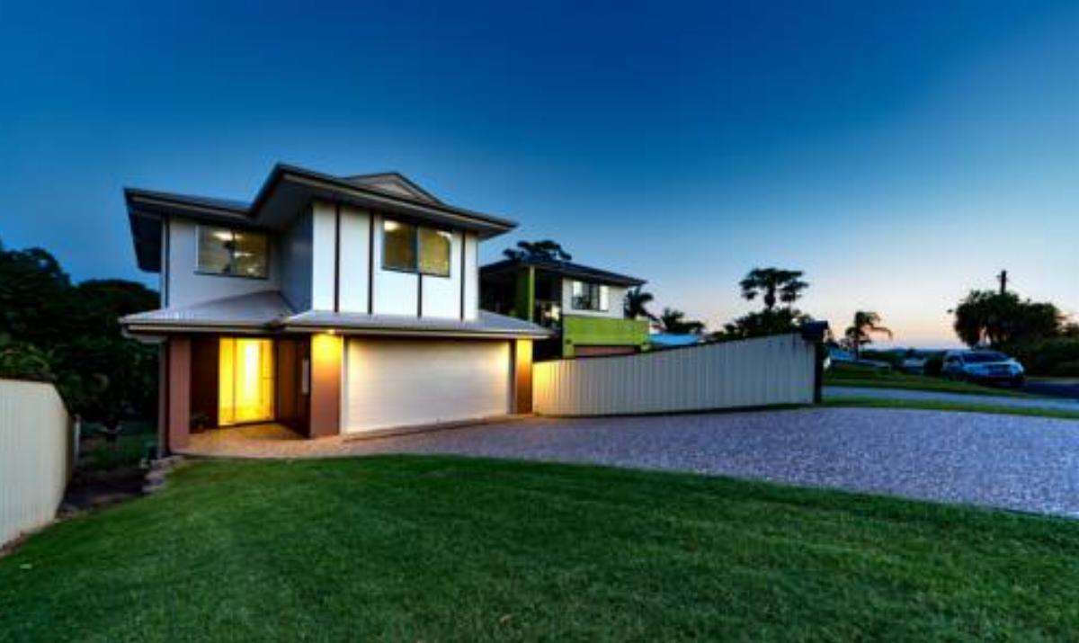 Brand New Home away from Home Hotel Loamside Australia