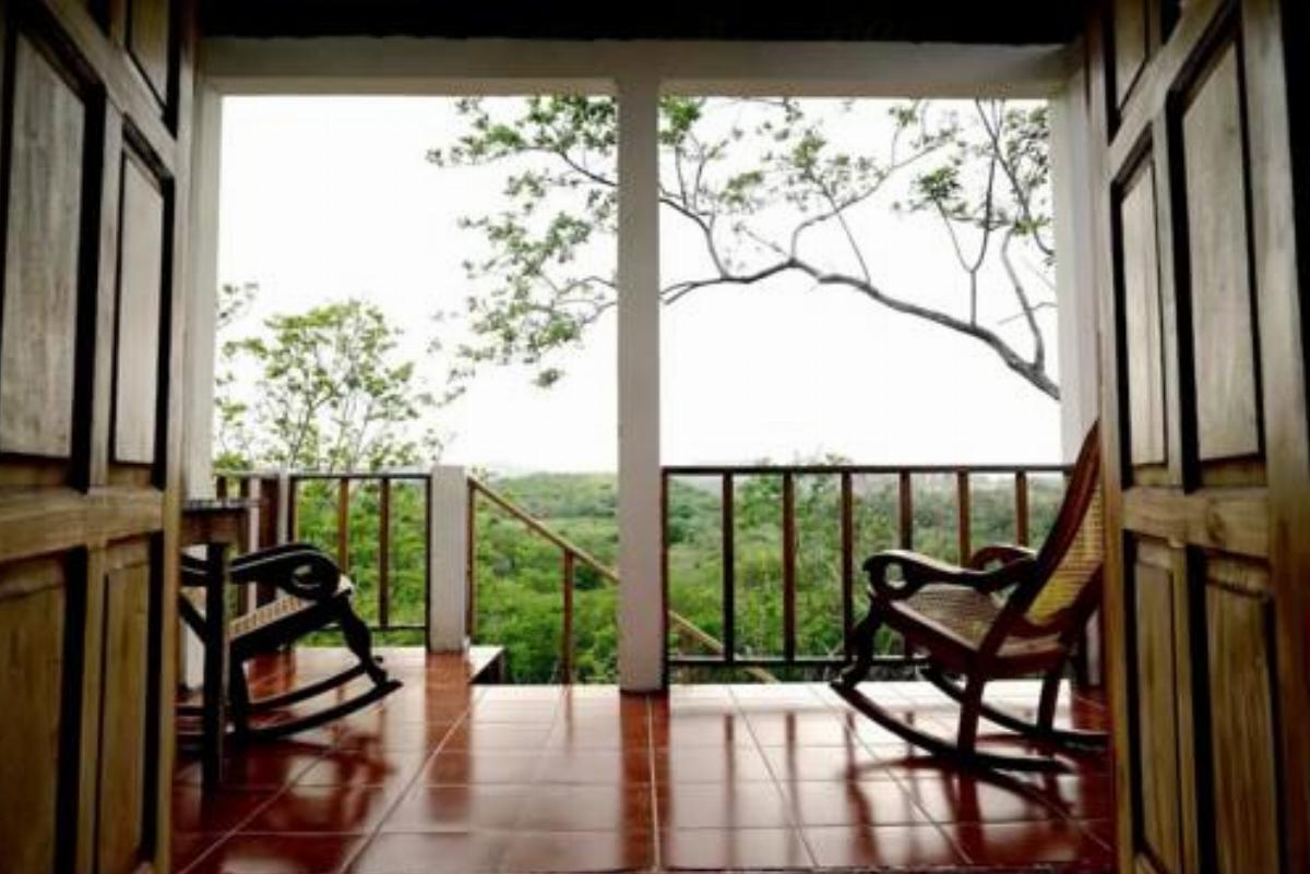 Breezy and Relaxing Cabin Hotel Las Delicias Nicaragua