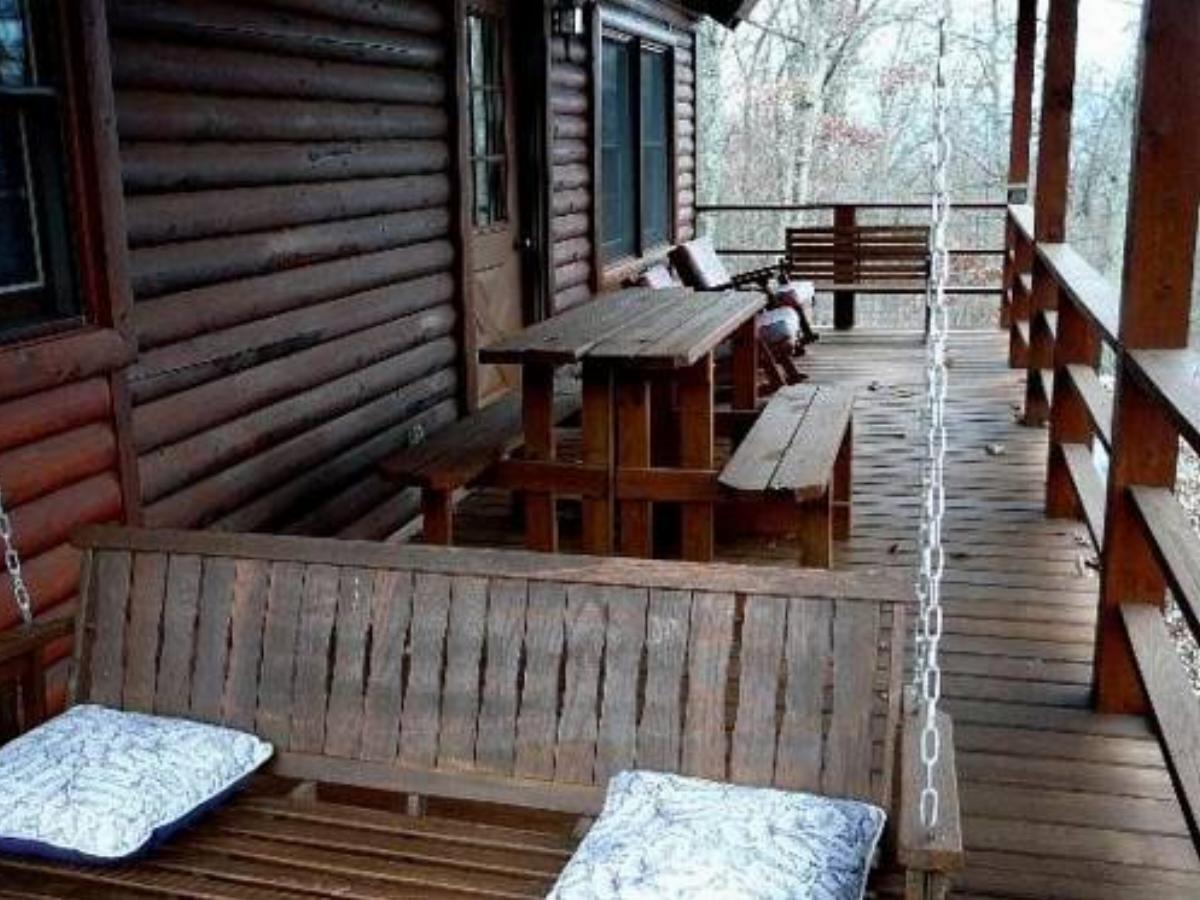 Browns Log Cabin Hotel Luray USA