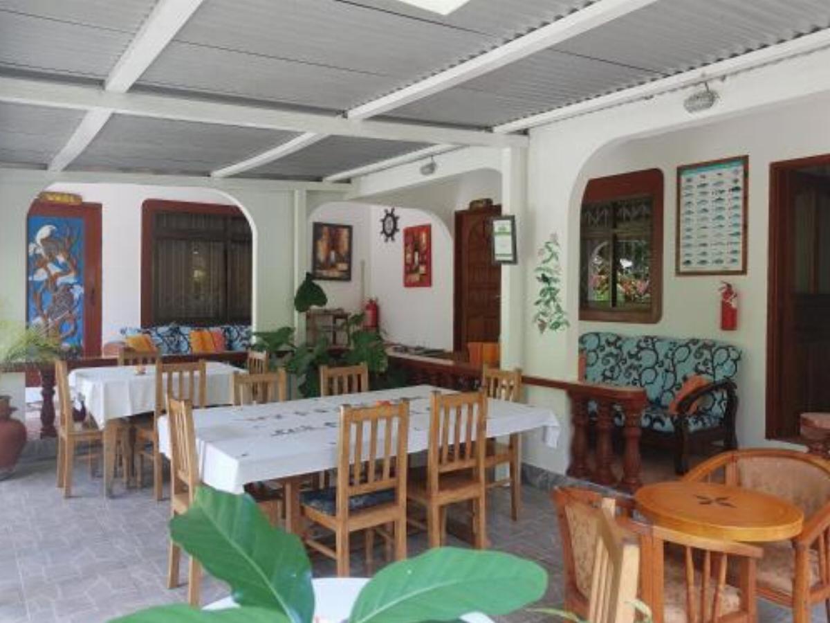Buisson Guesthouse Hotel La Digue Seychelles