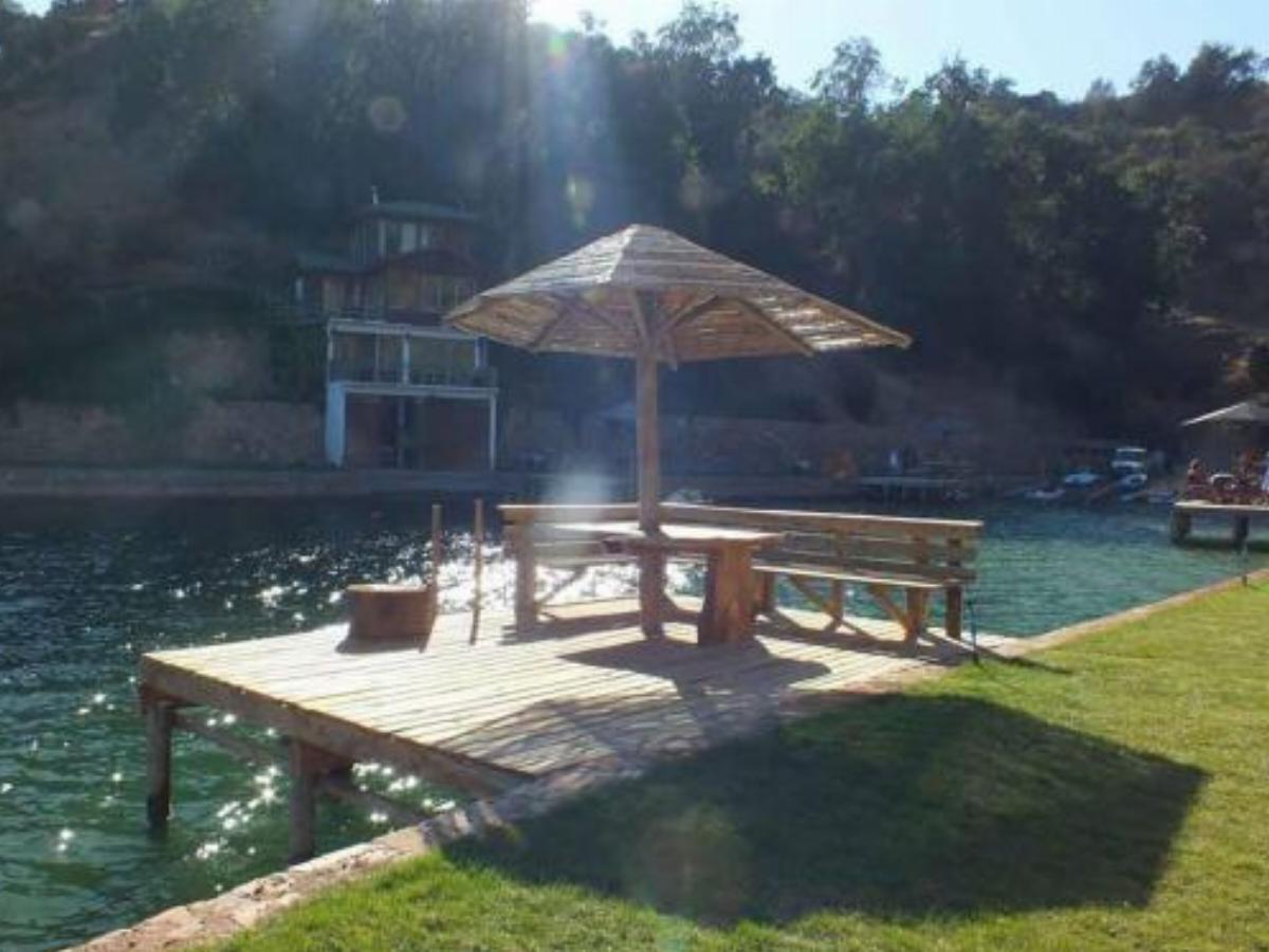 Cabañas Quillay Viejo Hotel Lago Rapel Chile