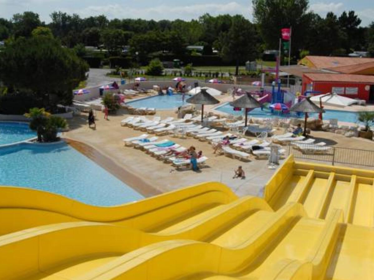 Camping les charmettes Hotel Les Mathes France