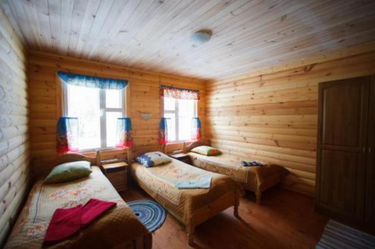 Campsite in Poselok Bakin Hotel Krasnyy Bakin Russia