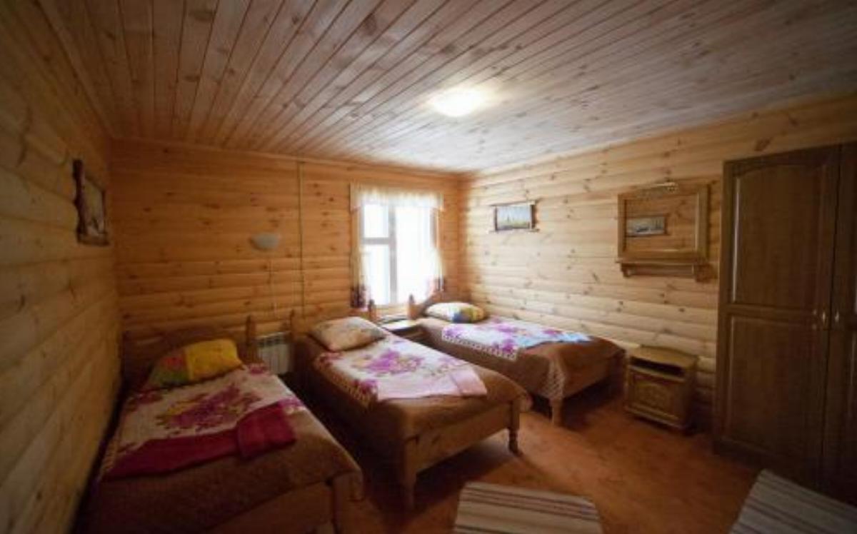 Campsite in Poselok Bakin Hotel Krasnyy Bakin Russia