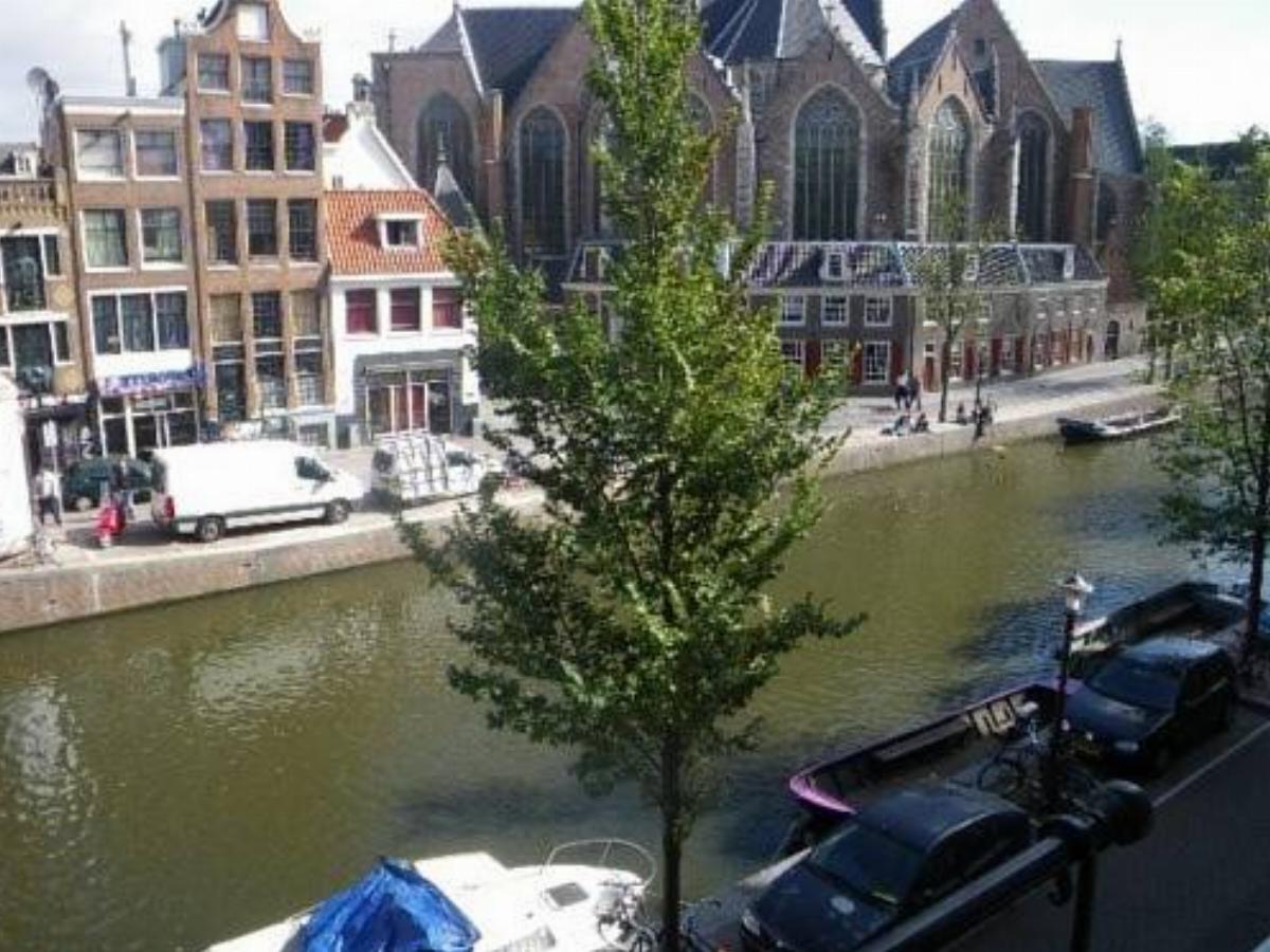 Canal View Studio RL Hotel Amsterdam Netherlands