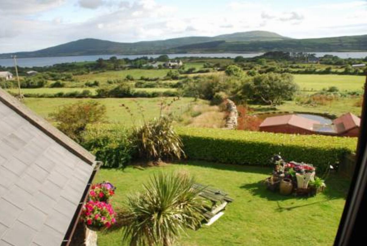 Carbery Cottage Guest Lodge Hotel Durrus Ireland