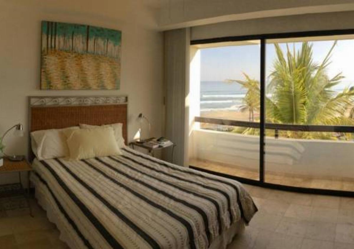 Casa departamento sobre playa en Acapulco Diamante 028 Hotel Acapulco Mexico