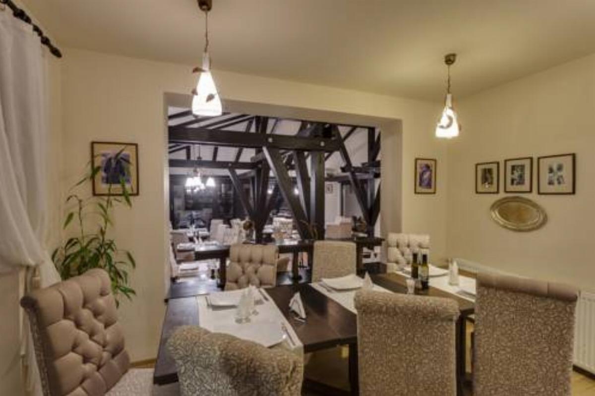 Casa Din Bran - Inn Cuisine Hotel Bran Romania