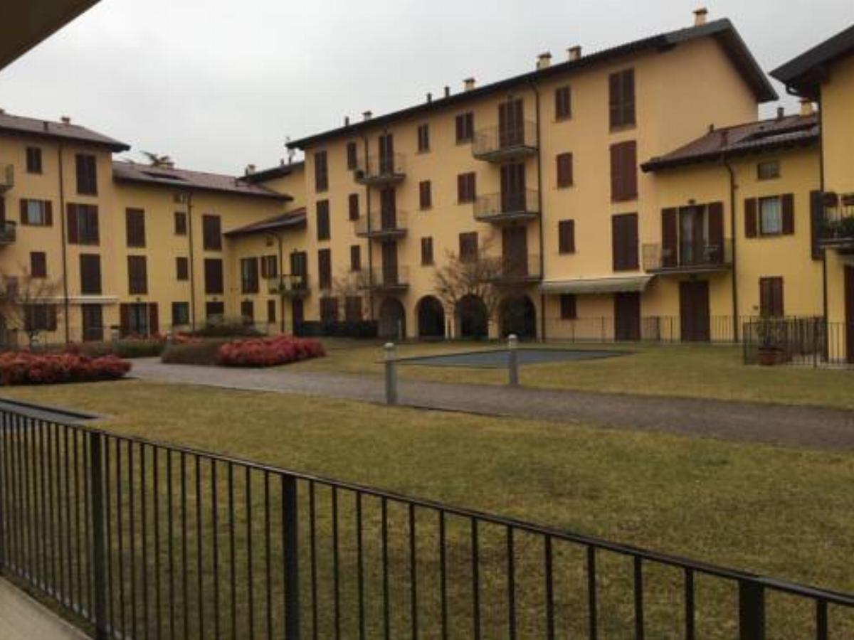 Casa Girasole Hotel Fino Mornasco Italy