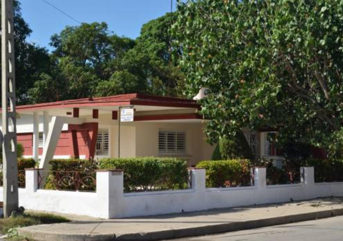 Casa Odalis 945 - Casa Completa Hotel Cienfuegos Cuba