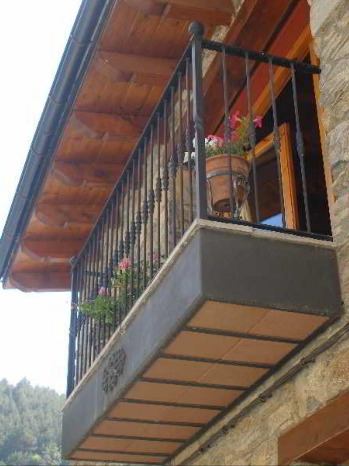 Casa Rural Cal Cap Blanc Hotel Lerida Spain