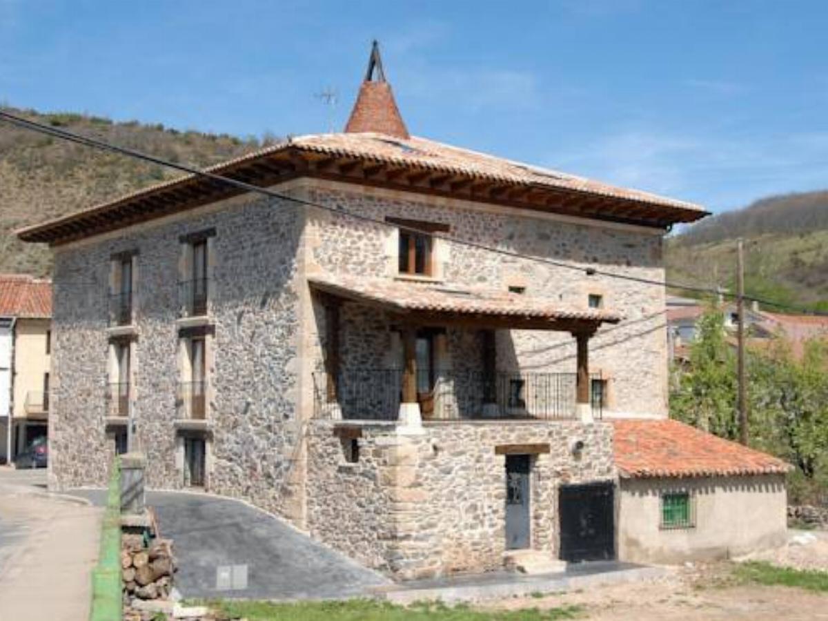 Casa Rural El Mirador del Pedroso Hotel Barbadillo del Pez Spain