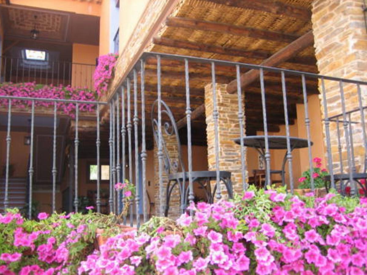 Casa Rural Los Pedregales Hotel Carenas Spain