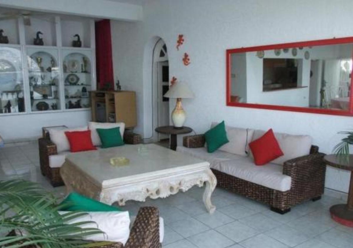 Casa Villa Maresana a la orilla del mar 012 Hotel Acapulco Mexico