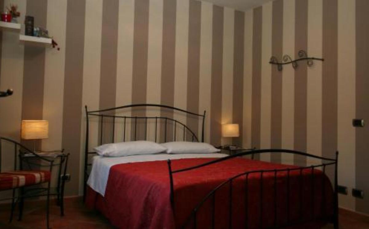 Cascina Giardini Hotel Alba Italy