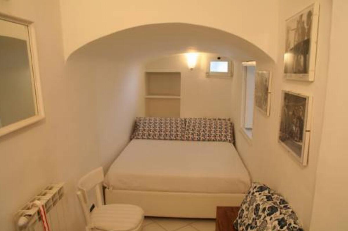 Casetta bianca sul mare Hotel Bogliasco Italy