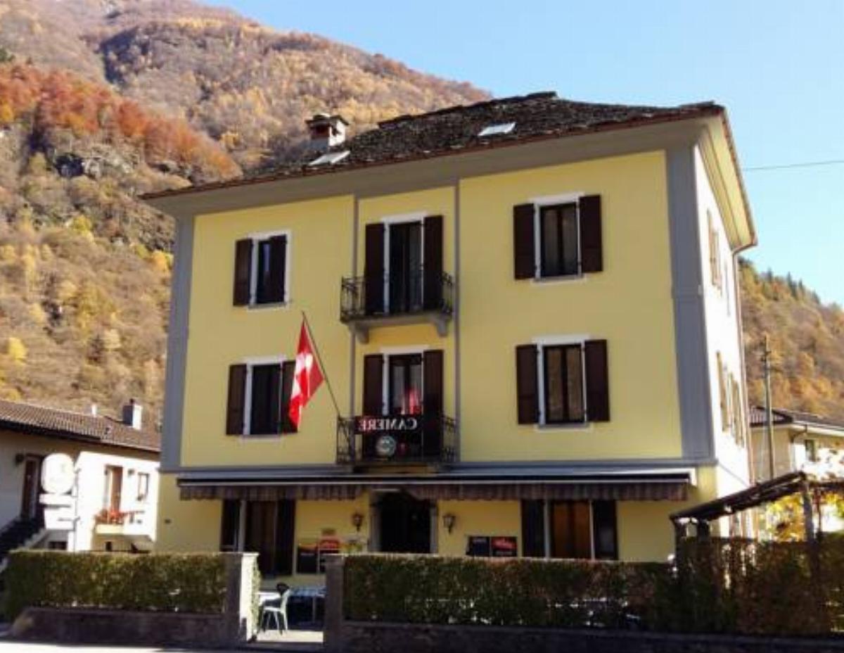 Castello Osteria & Pizzeria Hotel Cevio Switzerland