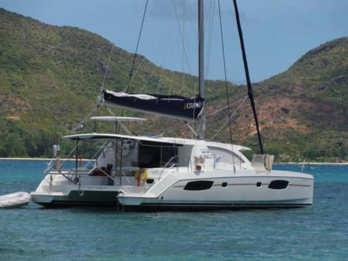 Catamaran Leopard 44 - Pazzona Hotel Eden Island Seychelles