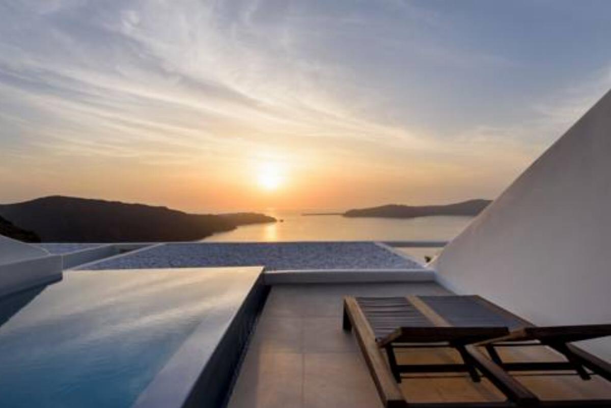 Cavo Tagoo Santorini Hotel Imerovigli Greece