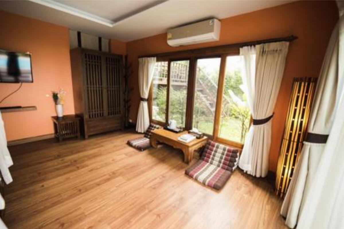 CC HOUSE私人豪华泳池花园别墅 免费接送机 Hotel Ban Mae Hom Thailand
