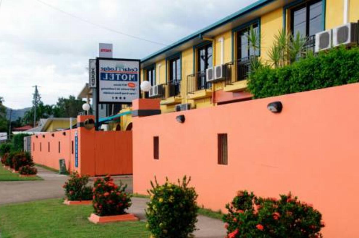 Cedar Lodge Motel Hotel Townsville Australia