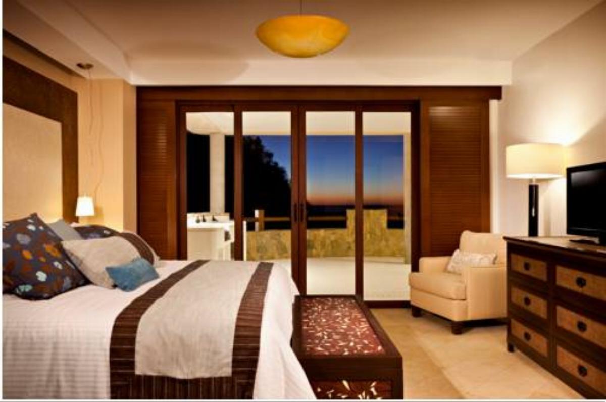Celeste Beach Residences and Spa Hotel Tangolunda Mexico