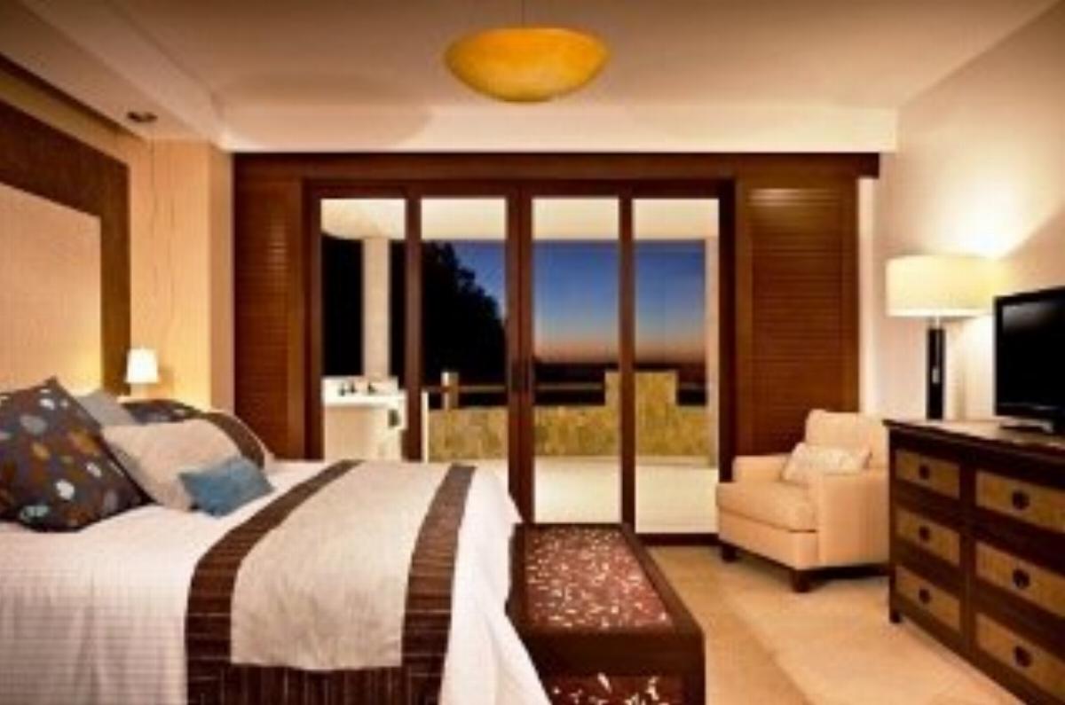 Celeste Beach Residences and Spa Hotel Huatulco Mexico