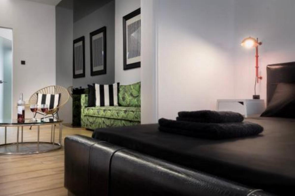 Central Impressive Renovated Apartment in Athens Hotel Athens Greece