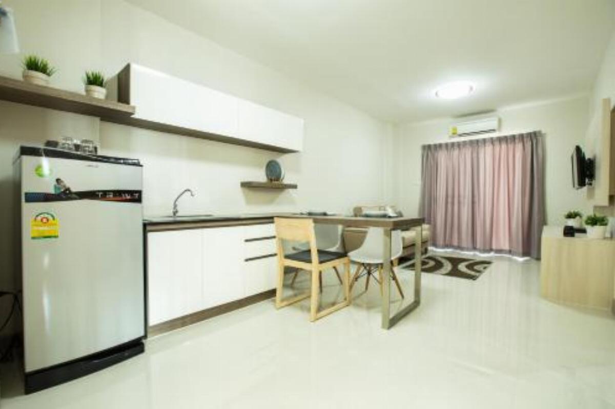 Central Place Serviced Apartment Angsila Hotel Ang Sila Thailand