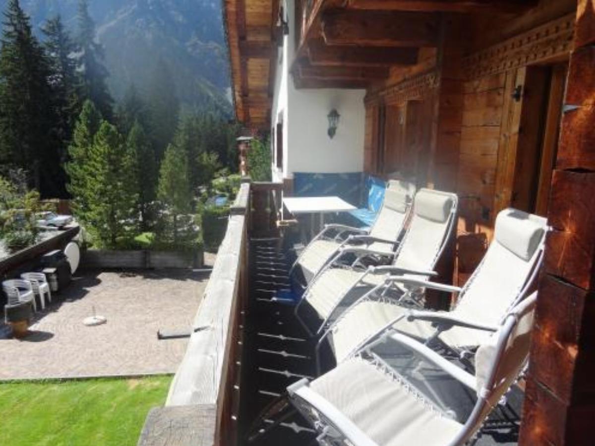 Chalet Runca & Apartments Hotel Arosa Switzerland