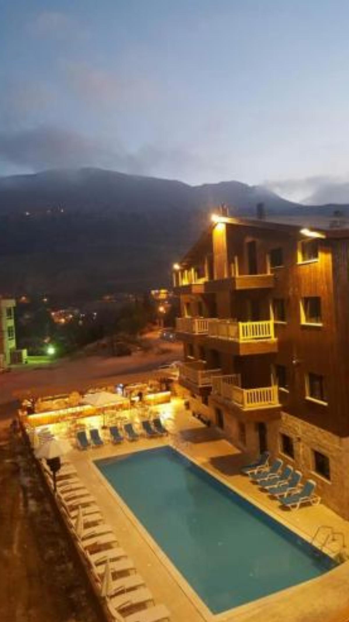 Chalets De Faraya Hotel Fārayyā Lebanon