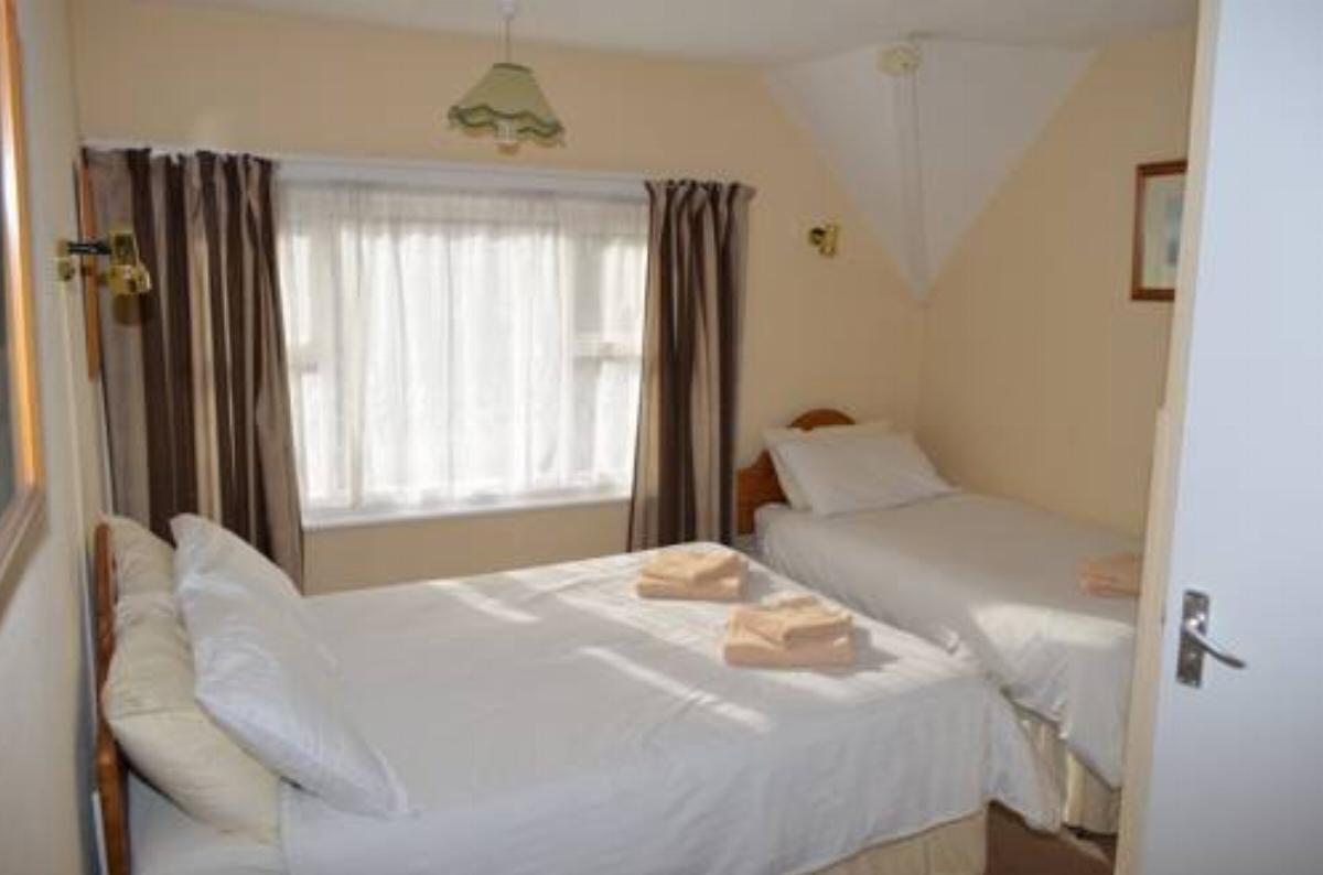 Chandos Premier Guest House Hotel Folkestone United Kingdom