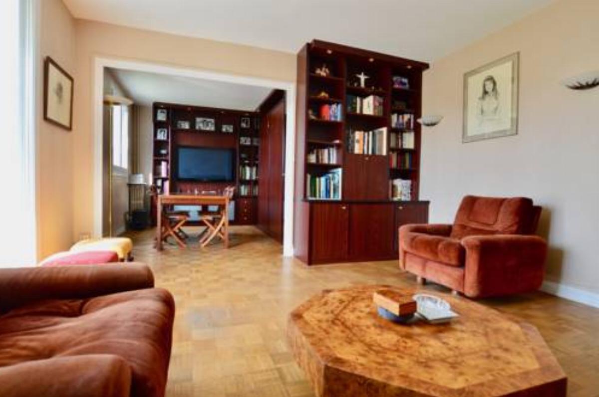 Charming apartment at Boulogne-Billancourt Hotel Boulogne-Billancourt France