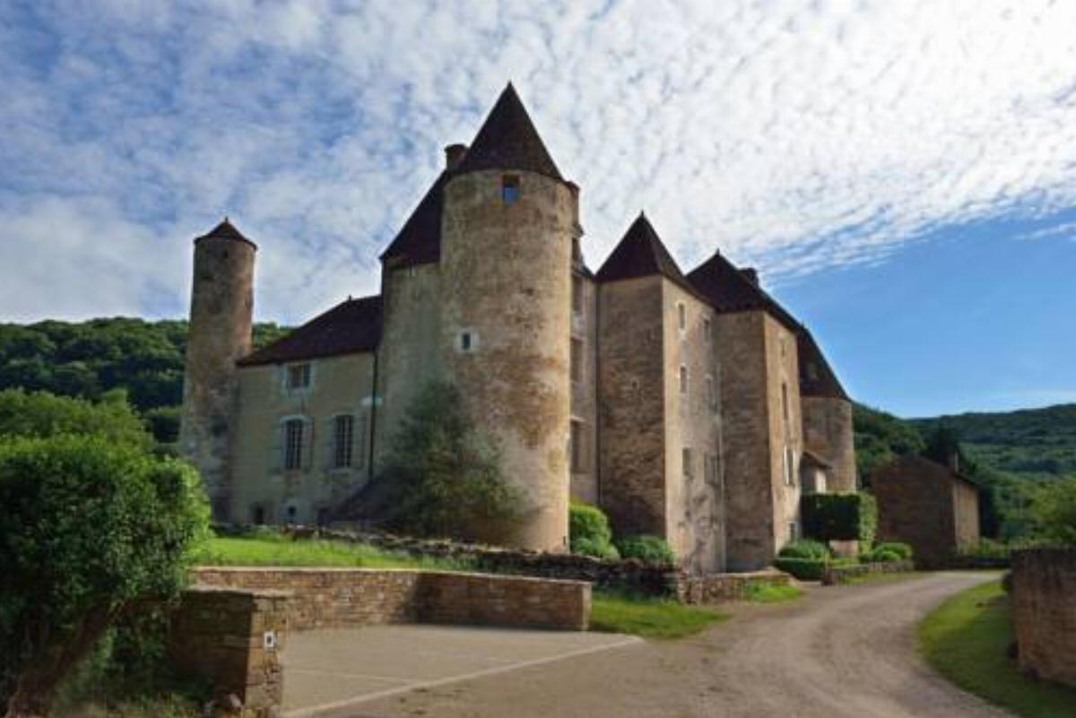 Chateau de Balleure Hotel Étrigny France