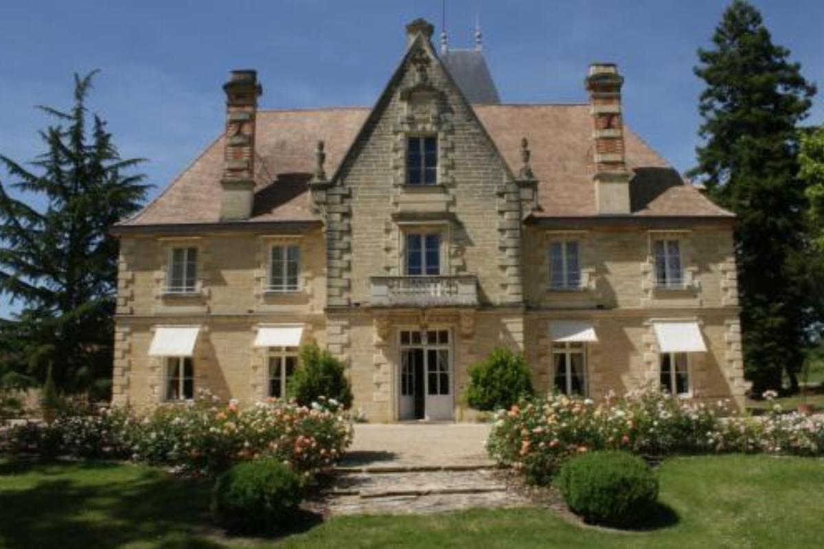 Château La Grave Béchade Hotel Baleyssagues France