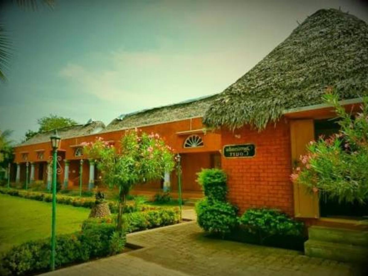 Chettinadu Court – Village resort Hotel Kānādukāttān India