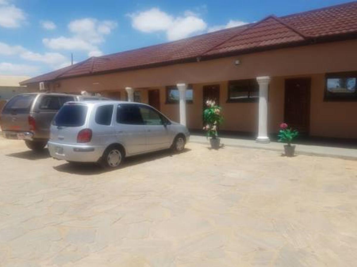 Chimowa Lodge 1 Hotel Buckleys Zambia