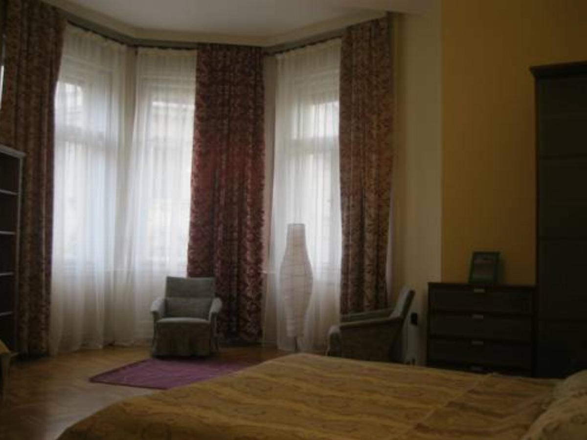 Classical Apartment in Downtown Hotel Budapest Hungary