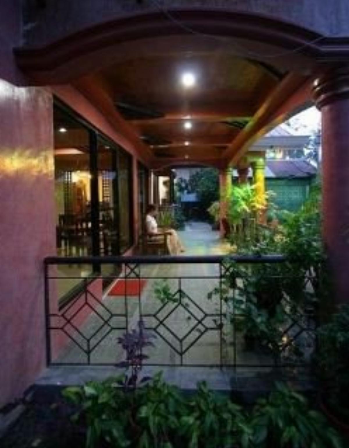 Coco Grove Tourist Inn Hotel Bohol Philippines