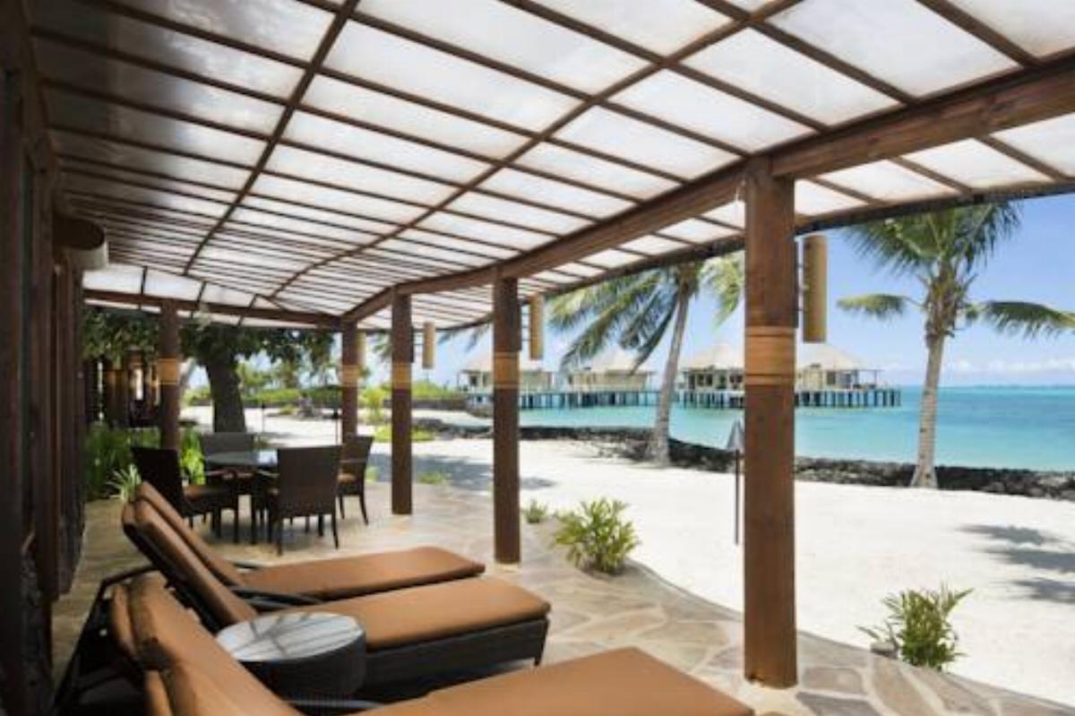 Coconuts Beach Club Resort and Spa Hotel Fausaga Samoa