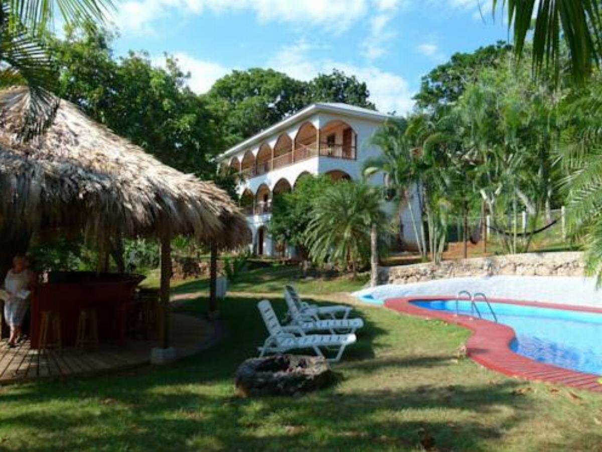 Colibri Hill Resort Hotel Utila Honduras